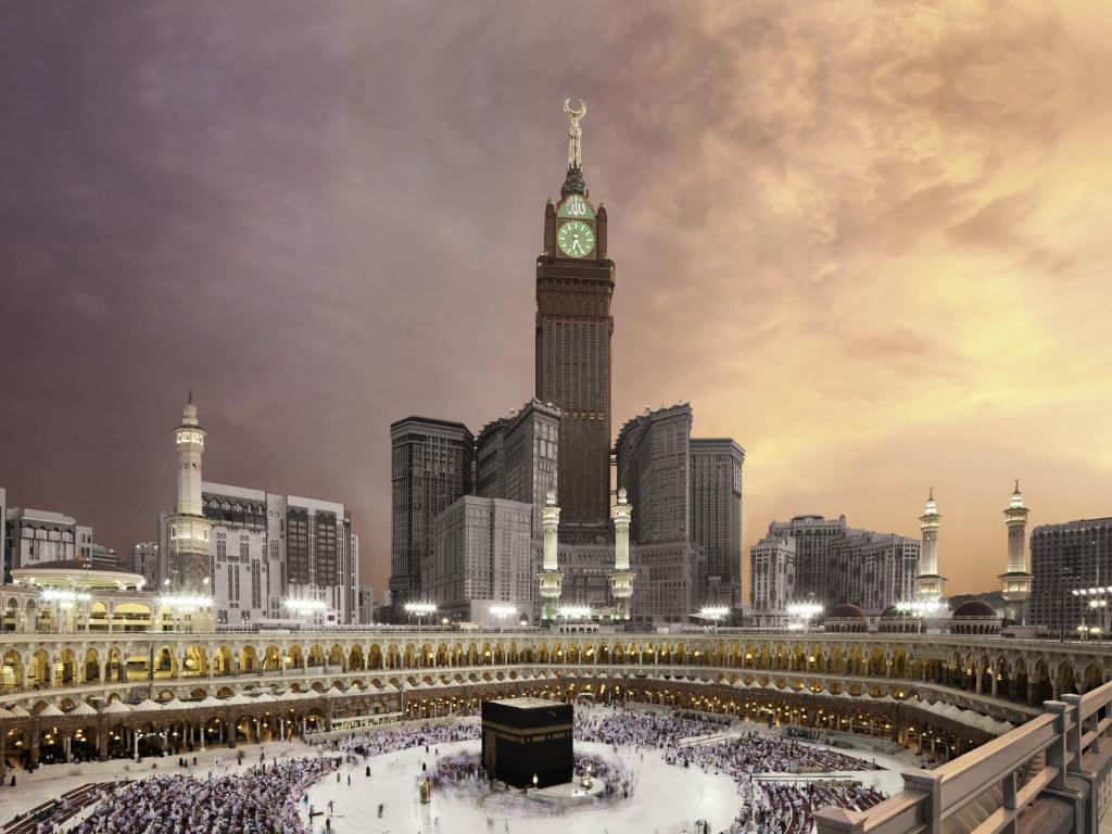Anwar Al Madinah Movenpick